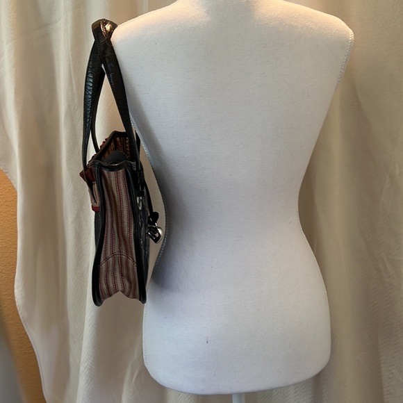 Brighton Vintage/Rare “Mercedes” Fabric and Leather Printed Handbag. - Picture 12 of 15